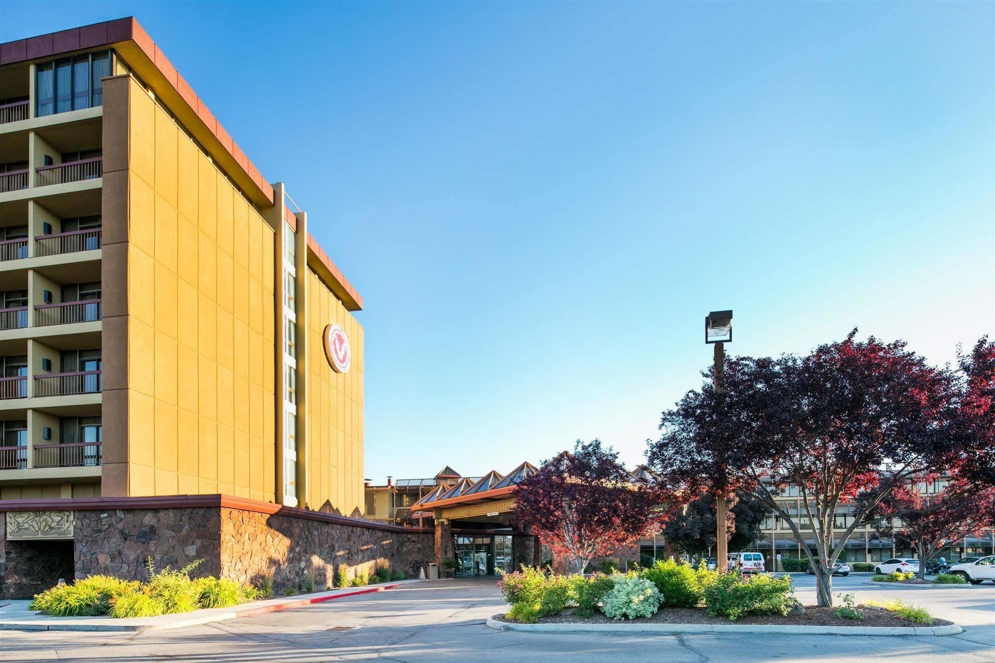 Red Lion Hotel Boise Downtowner Екстериор снимка